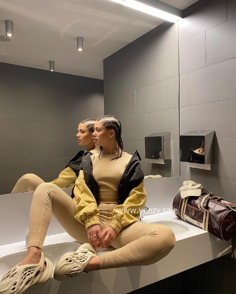 Yeezy Foam Runner MXT "Desert Sand" 7 Yeezy Foam Runner MXT "Desert Sand"